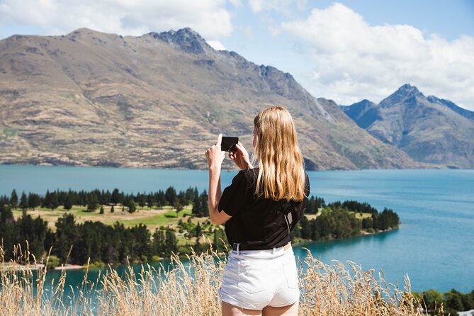 Best of Queenstown Guided Tour with Wine Tasting & Boat Cruise - Shotover River jet boats and the Edith Cavill Bridge pause