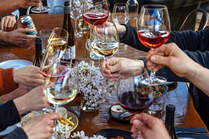 Boutique Wine Tour - visit Central Otago, 4 Wineries & Lunch - Final Gibbston tasting: finish strong, then head back