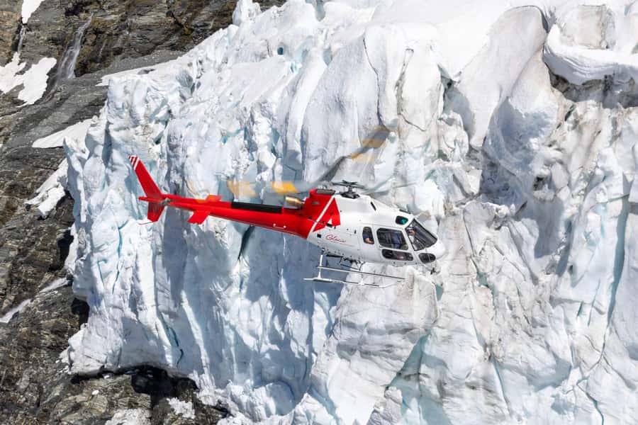 Glacier Explorer & Earnslaw Burn Helicopter Flight - Skippers Canyon and the Rees Valley: the views that set the tone