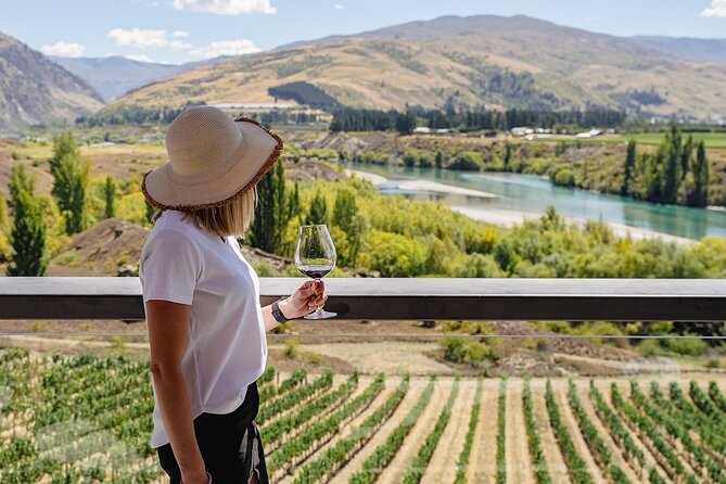 Gourmet Food and Wine Tour Queenstown All-Inclusive Tour - Hotel pickup and drop-off: the convenience tax you get back