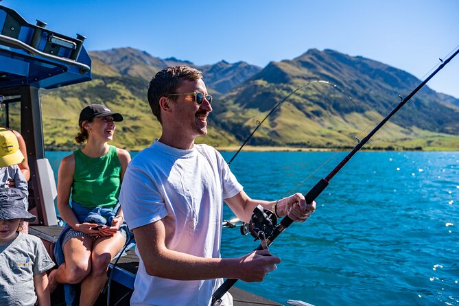 Lake Wakatipu Queenstown: 6 hour Fishing Adventure by Boat - Comfort details that make this a real charter, not a half-effort outing