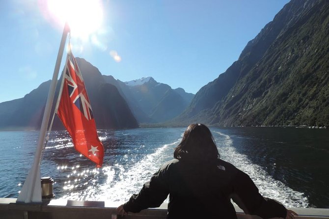 Luxury Milford Sound Coach and Scenic Cruise - The Queenstown morning setup: meeting point, timing, and group size