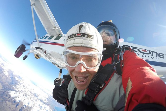 NZONE Skydive Queenstown - The Plane Ride Over Queenstown: Views That Start Early