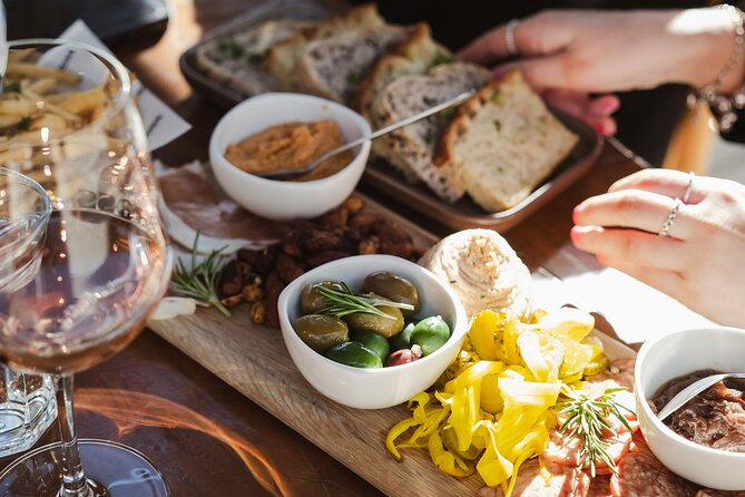 Queenstown: Afternoon Wine & Beer Tour with Platters - Queenstown to Gibbston Without the Headache