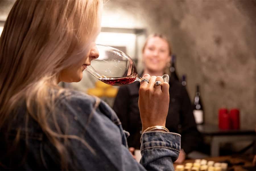 Queenstown, Arrowtown, Gibbston: Flexible Wine Hopper Tours - How the customization actually works with your guide