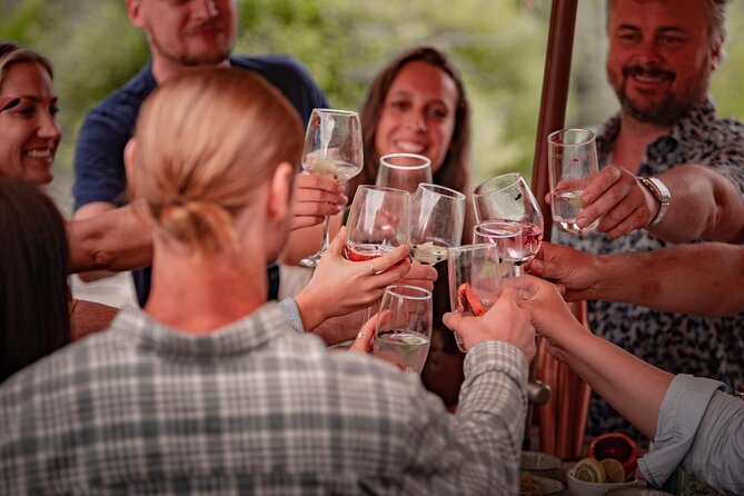 Queenstown Gin and Whiskey tours - Cardrona Distillery: your guided 1 hour 20 minutes of gin craft