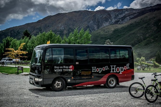 Queenstown Gin and Whiskey tours - Scenic stops in between: why the drive is part of the value