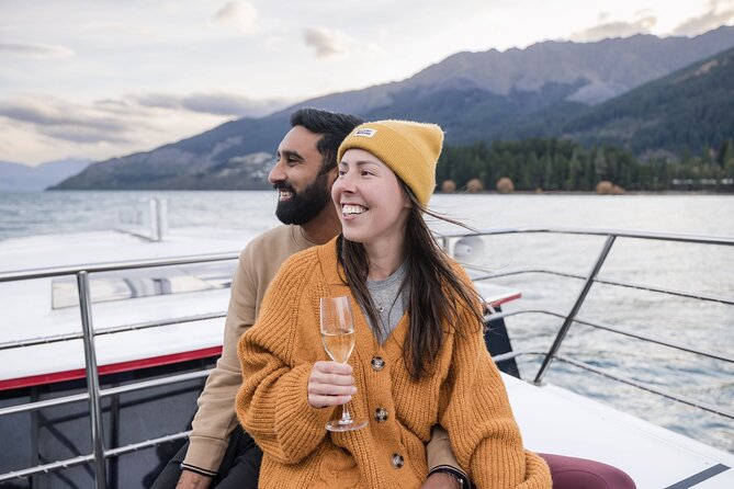Queenstown: Lake Wakatipu Scenic Cruise (90 Minutes) - Photo Ops That Feel Real, Not Forced