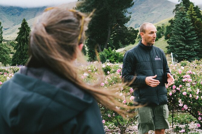 Queenstown's Gin & Spirits Tasting Tour - Arrowtown’s Winery stop: three NZ gins with shared plates