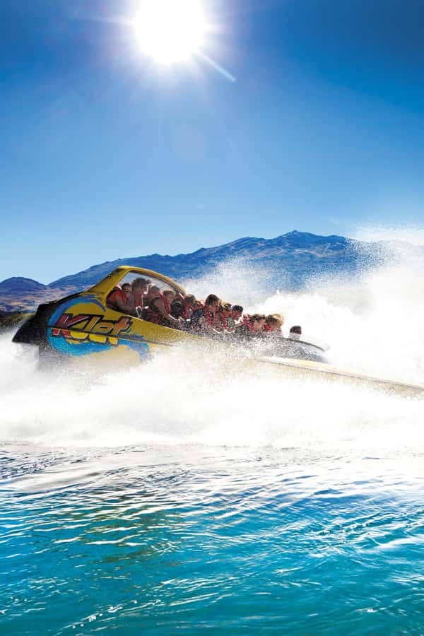 Queenstown: Shotover River and Kawarau River Jet Boat Ride - Shotover River 360-degree spins, heated rails, and how not to lose your camera