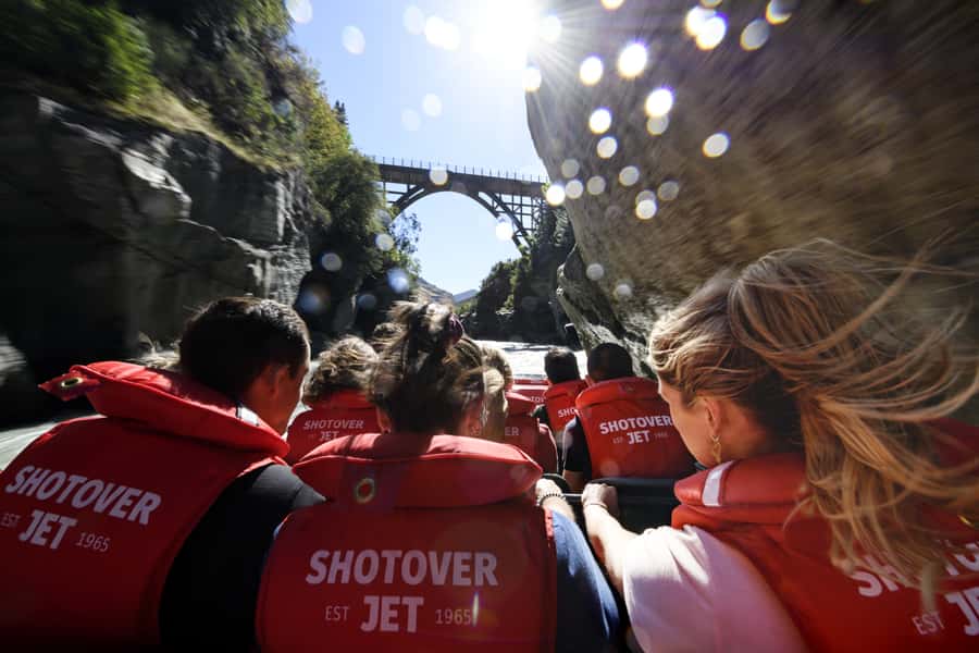 Queenstown: Shotover River Extreme Jet Boat Experience - Water levels, seasons, and how to dress for Shotover Canyon winds