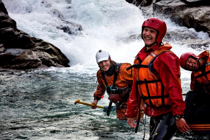 Queenstown Shotover River White Water Rafting - Skippers Canyon Road 4WD Transfer: Part Scenery, Part Nerves