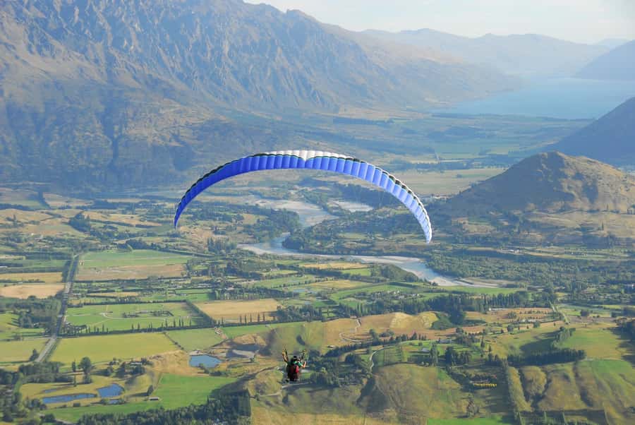Queenstown: Tandem Paragliding Experience - Getting there from 45 Camp Street, and what the first 20 minutes are like